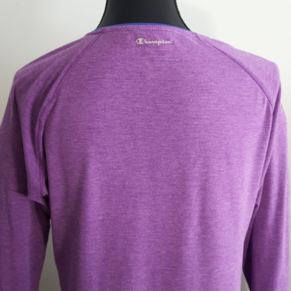 CHAMPION Long-sleep Athletic Soft Purple Top (XL) - Picture 2 of 10